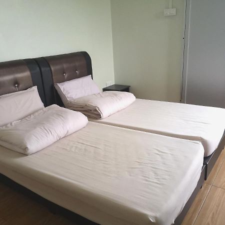 Tangkak Greenville Homestay Εξωτερικό φωτογραφία